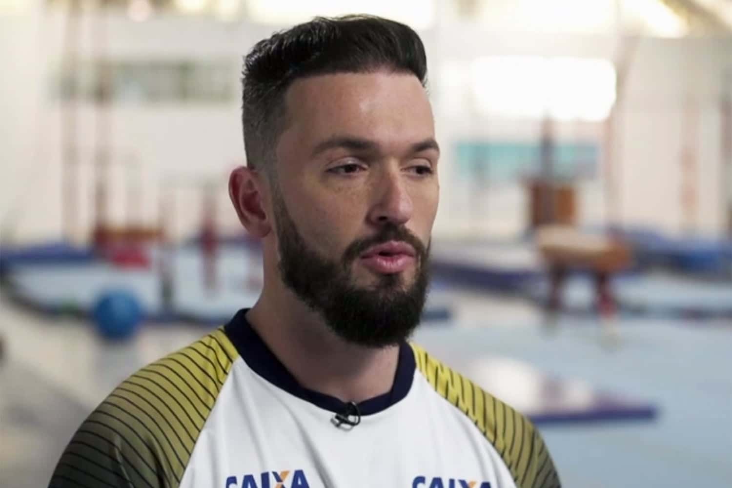 O famoso atleta brasileiro, Diego Hypolito voltou a chamar atenção dos internautas Foto: reprodução)