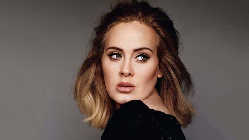 Depois de separação, Adele aparece irreconhecível e com novo corpo (Foto: Reprodução)