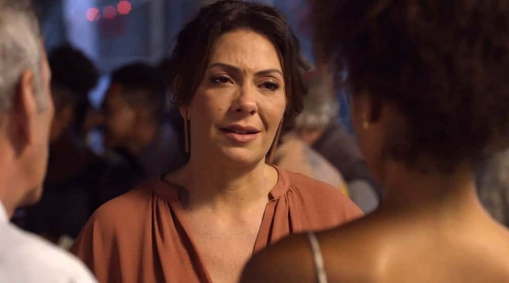 Nana fica sem saída e Bom Sucesso (Foto: Reprodução/Globo)
