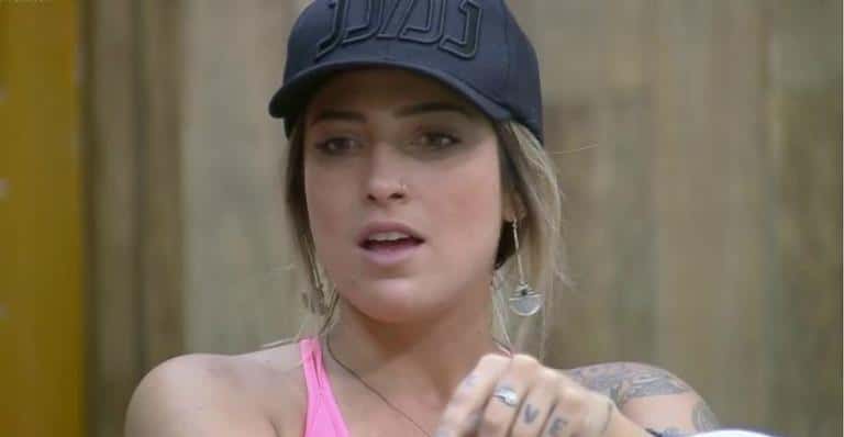 Tati Dias está revoltada por estar na roça de em A Fazenda 11 (Foto: Divulgação)
