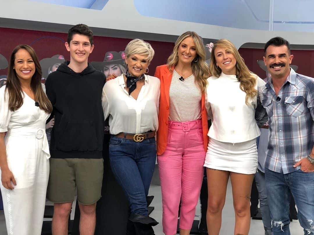 Andréa de Nóbrega publicou a primeira foto após deixar A Fazenda (Foto: Reprodução/Instagram)