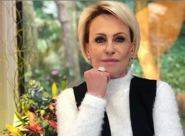 Ana Maria Braga mostrou sua árvore de Natal personalizada (Foto: Reprodução)