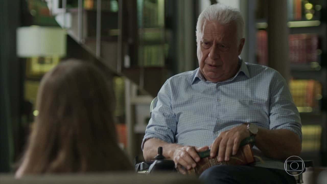 Alberto (Antonio Fagundes) cederá a doença na novela Bom Sucesso (Foto: Reprodução/Globo)