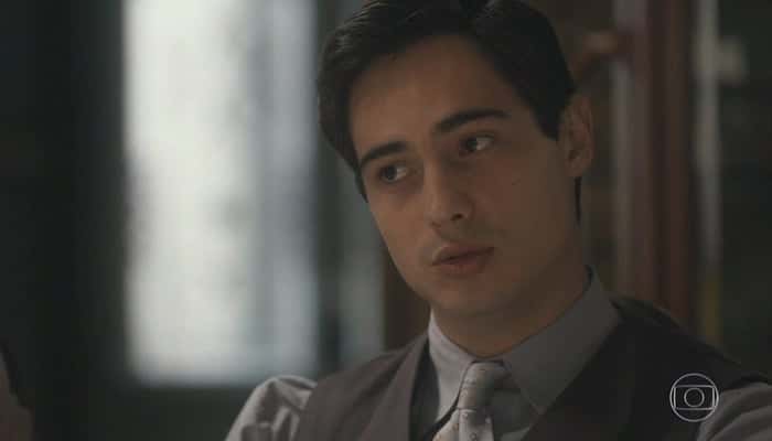 Carlos (Danilo Mesquita) em Éramos Seis (Foto: Reprodução/Globo)