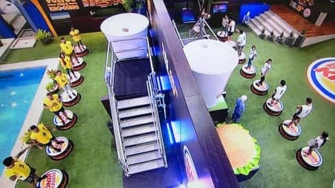 Grupo Camarote e Pipoca se enfrentaram na primeira prova de resistência do BBB20 (Foto: Reprodução)