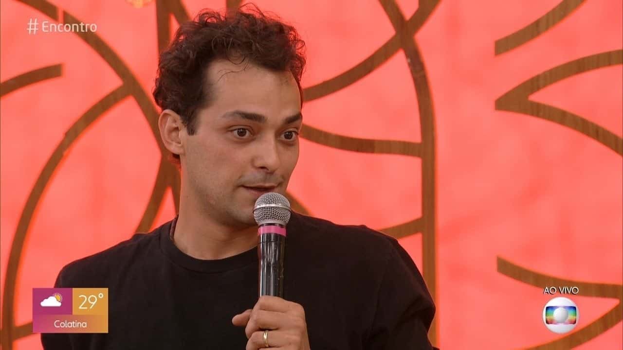 Eduardo Sterblitch no Encontro com Fátima Bernardes (Foto: Reprodução da Globo)