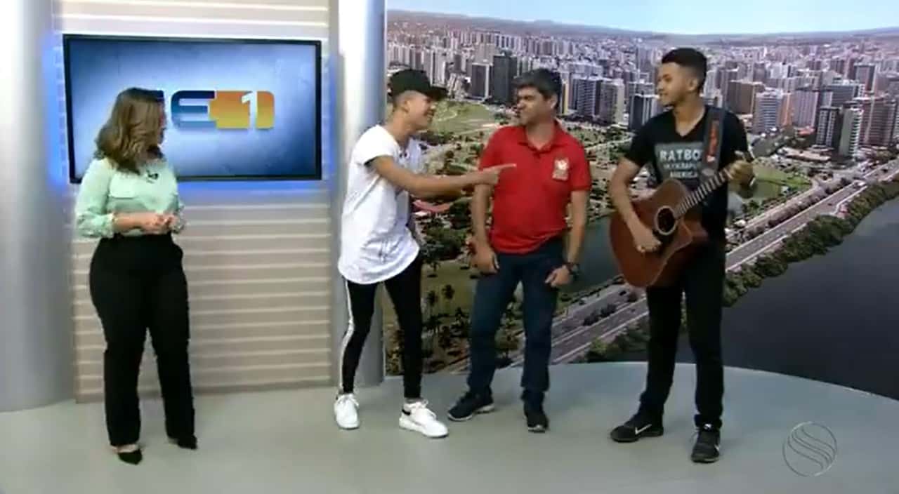 Priscilla Bittencourt arriscou passos da música Cracudo ao vivo na Globo (foto: reprodução/TV Sergipe)