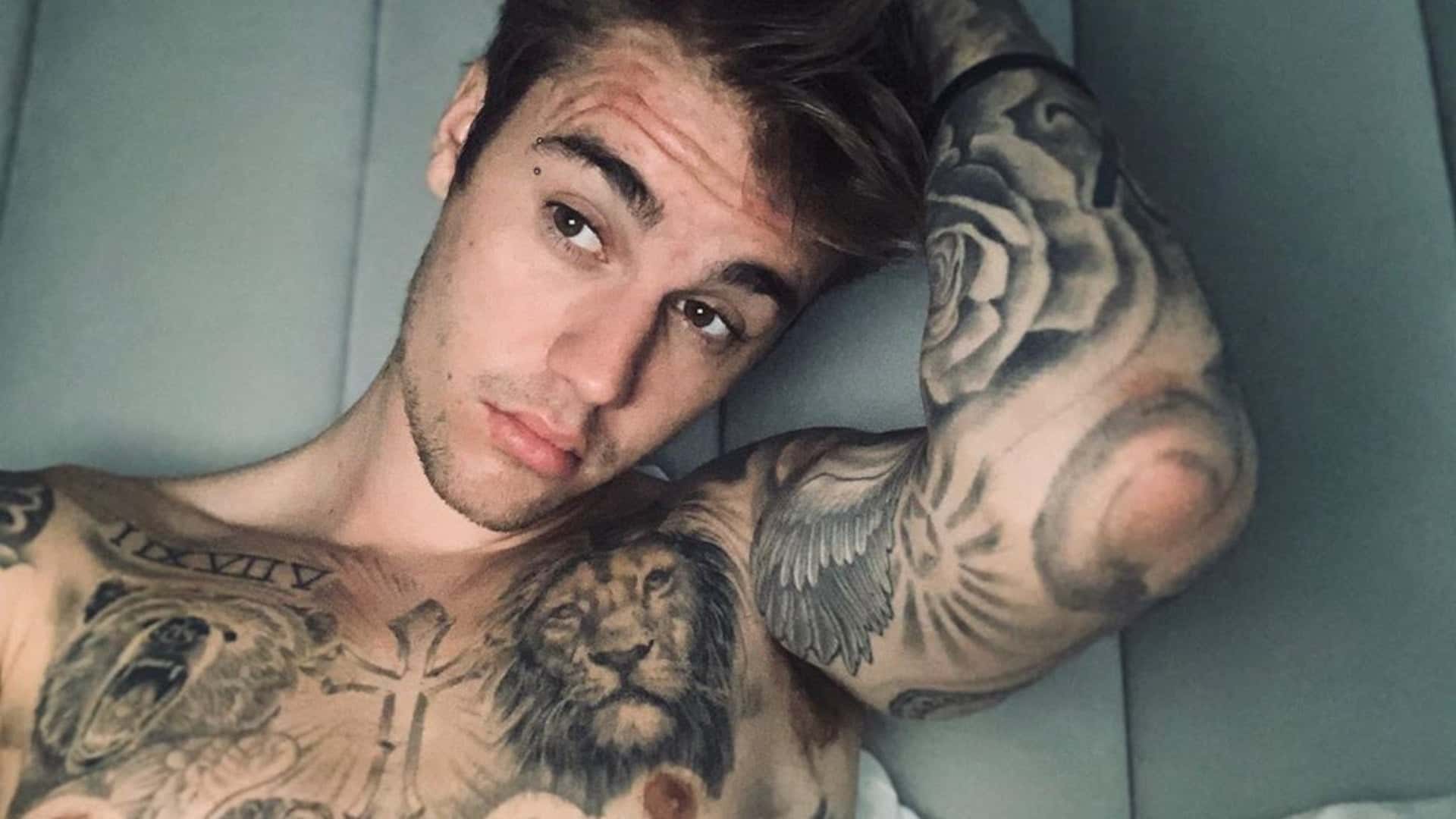 Justin Bieber responde fã que se sentiu "atacada" por foto íntima divulgada (Foto: Reprodução)
