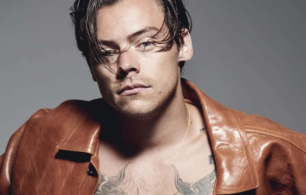 Harry Styles faz homenagem para sua ex-namorada, Caroline Flack (Foto: Reprodução)
