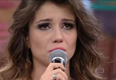 Esquecida após ascensão de sertanejas. Paula Fernandes mostra que não está mal (Foto: Reprofução)