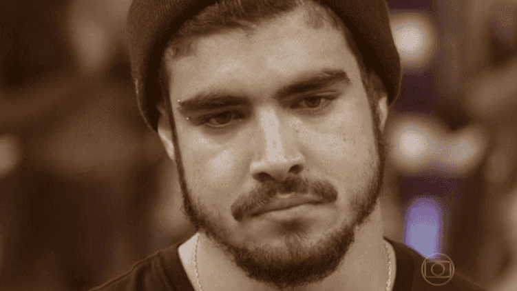 Caio Castro guarda um segredo devastador em sua vida (Foto: reprodução)