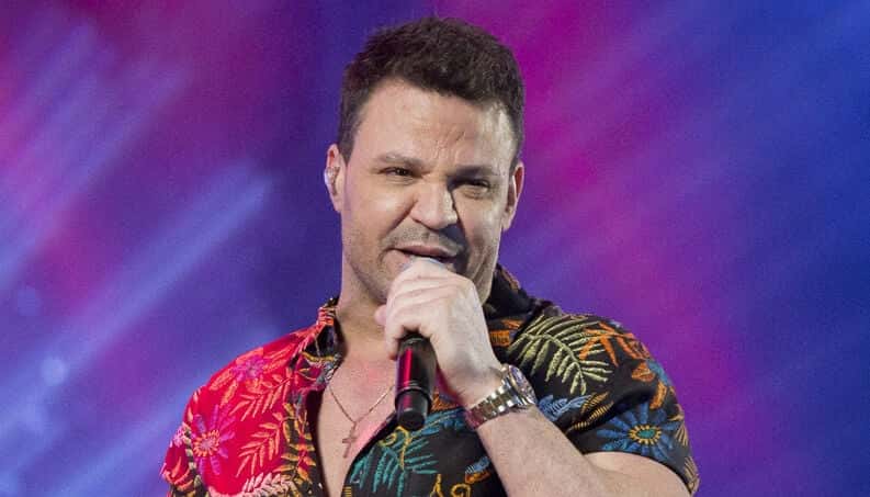 Eduardo Costa se envolveu em uma polêmica com Rodrigo Faro e Luciano Huck (Foto: Reprodução)