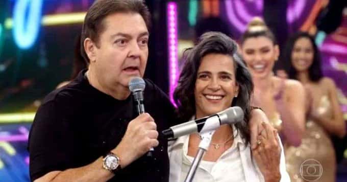 O apresentador Faustão no seu programa de reprises - Foto: Reprodução