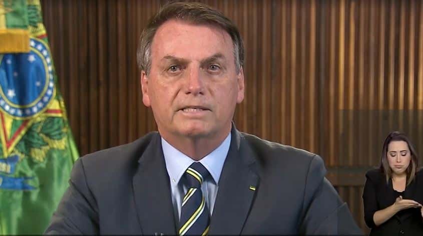 O presidente Jair Bolsonaro fez pronunciamento oficial para todo o Brasil (Foto: Reprodução/TV Globo)