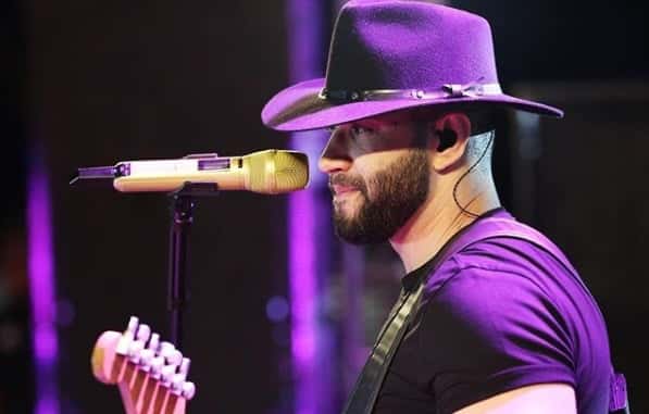 O cantor Gusttavo Lima teve sua música tocada na novela Êta Mundo Bom! da Globo (Foto: Reprodução)