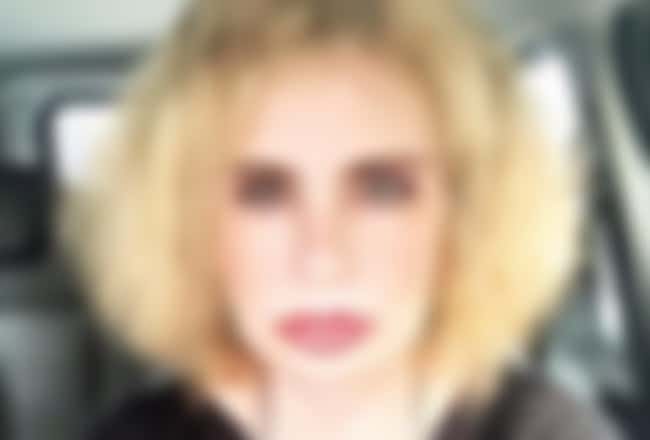 Isis de Oliveira