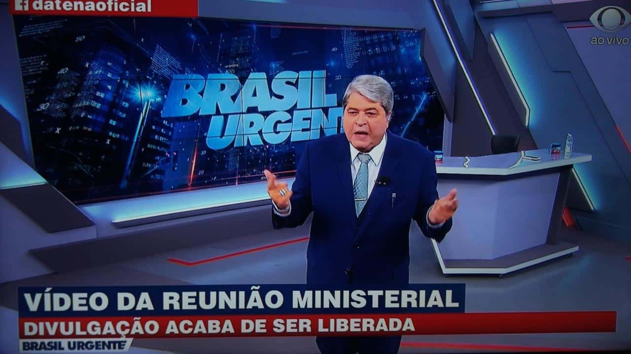O apresentador José Luiz Datena foi pego de surpresa com uma declaração de Pedro Guimarães, o presidente da Caixa Econômica Federal (Foto: Reprodução / Band)