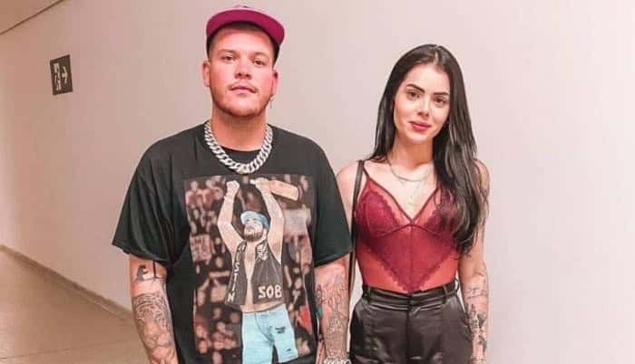Ferrugem ao lado da esposa, Thaís Vasconcellos. (Foto: Divulgação)