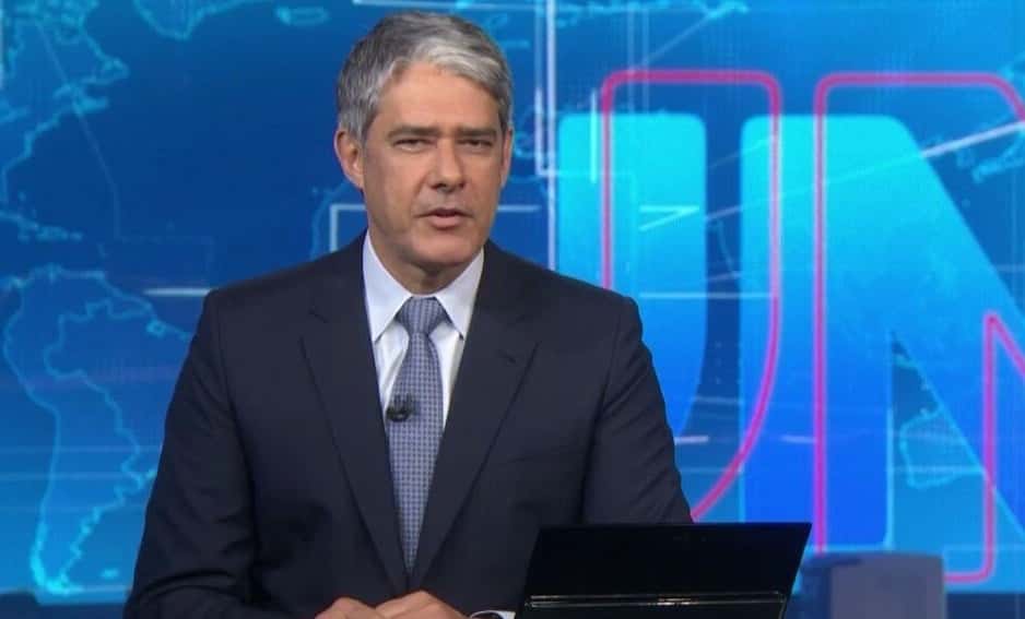 William Bonner expôs os vídeos da reunião ministerial de Jair Bolsonaro após acusações (Foto: Reprodução / TV Globo)