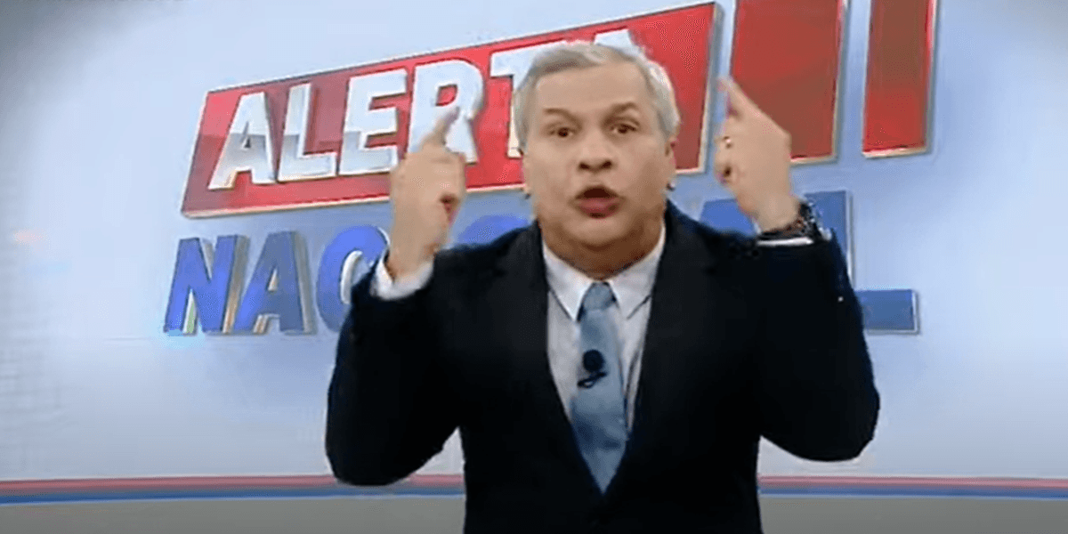 Sikêra Jr perdeu a linha à frente do Alerta Nacional (Foto: reprodução/RedeTV!)