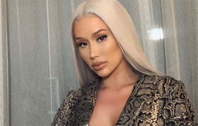 Iggy Azalea pega à todos de surpresa e anuncia oficialmente que é mãe (Foto: Reprodução)