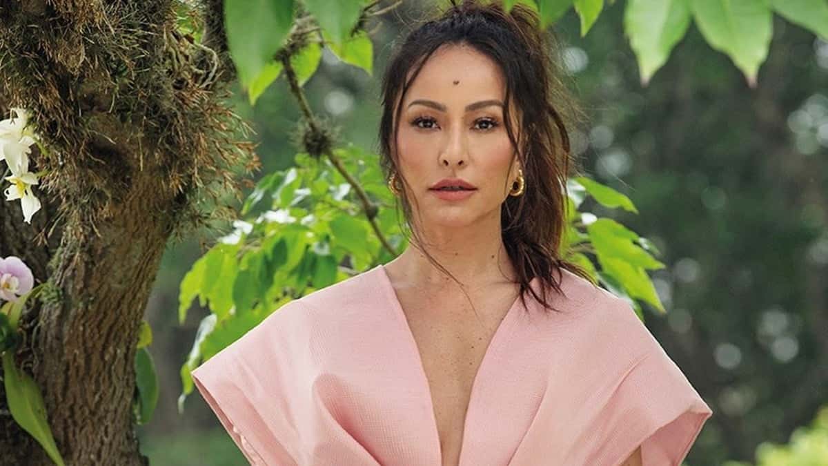 A apresentadora da Record, Sabrina Sato - (Foto: Reprodução)