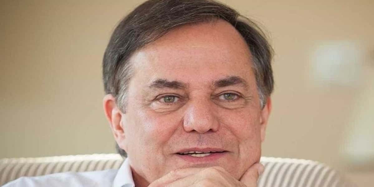 Ronnie Von, depois de ser demitido da Gazeta, negou que tenha colocado à venda sua mansão por crise financeira (Foto: Jornal Metropoles)