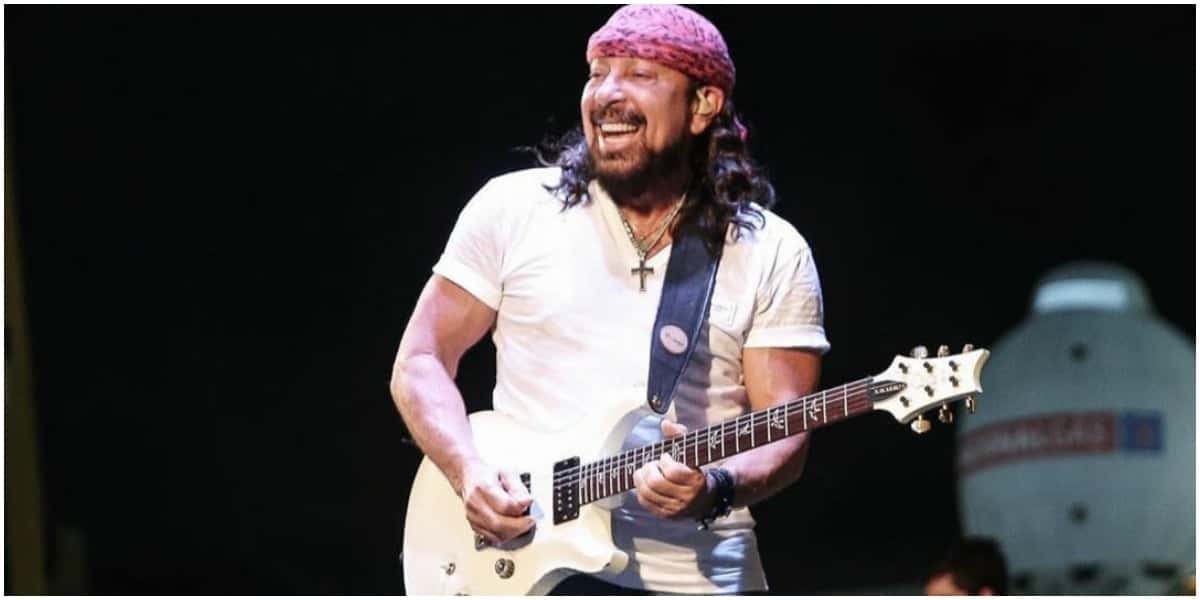 O cantor Bell Marques fez sucesso como vocalista da banda Chiclete com banana - Foto: Reprodução