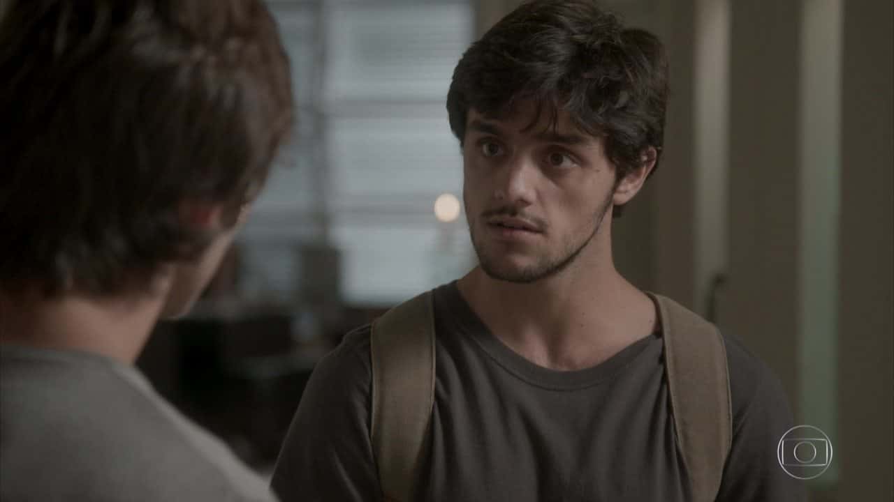 Jonatas em cena de Totalmente Demais (Foto: Reprodução/Globo)