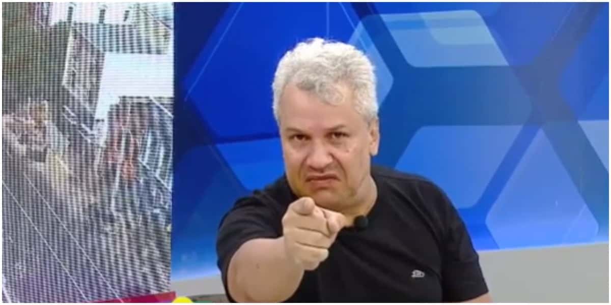 Sikêra Jr. conversa com Eduardo Bolsonaro sobre polêmicas (Foto: Reprodução)