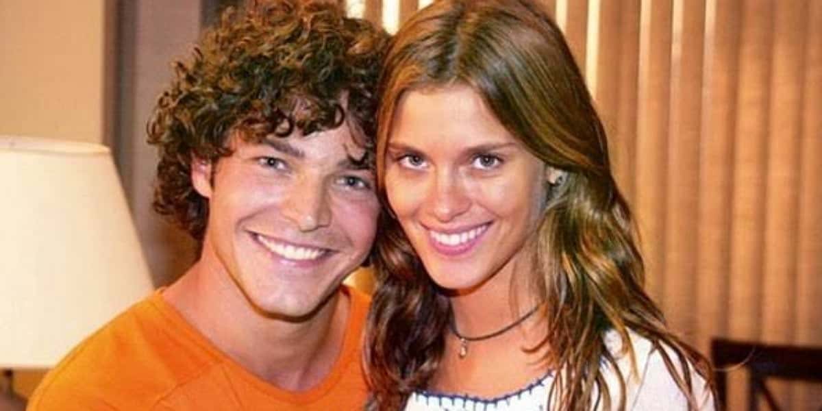 Erik Marmo alfineta Carolina Dieckmann em live para relembrar novela "Mulheres Apaixonadas" (Foto: Reprodução/Globo)