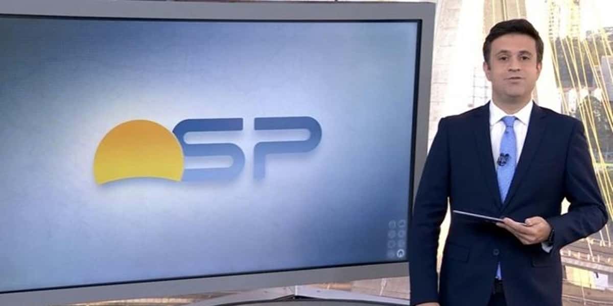 Marcelo Poli apresentando o Bom dia SP (Foto: Reprodução / Globo)