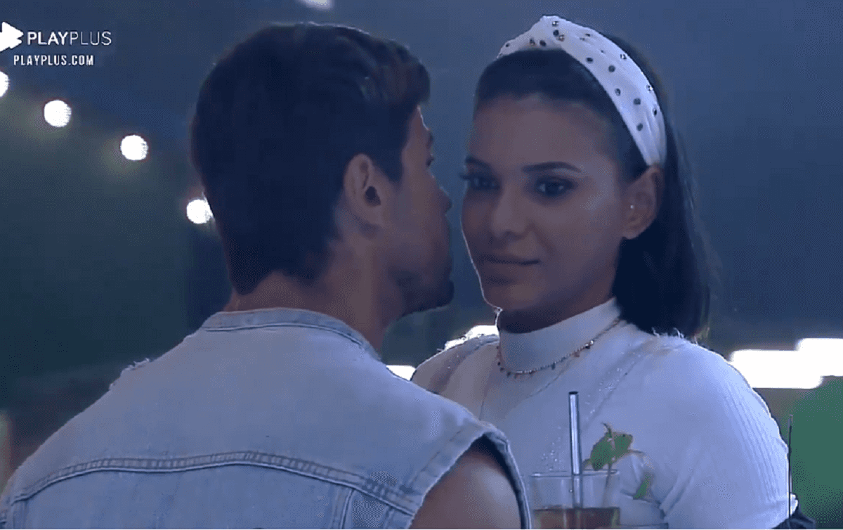 Jakelyne e Mariano em A Fazenda 12