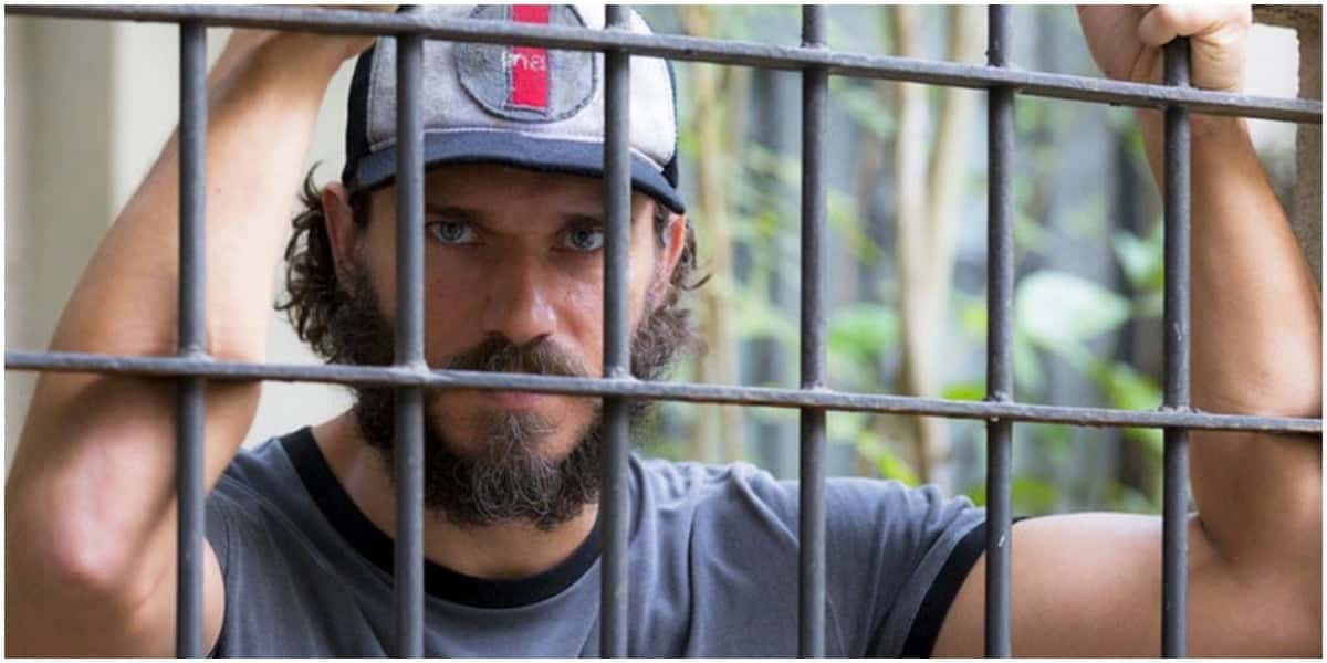 Dino é preso na novela das 19h, Totalmente Demais - Foto: Reprodução