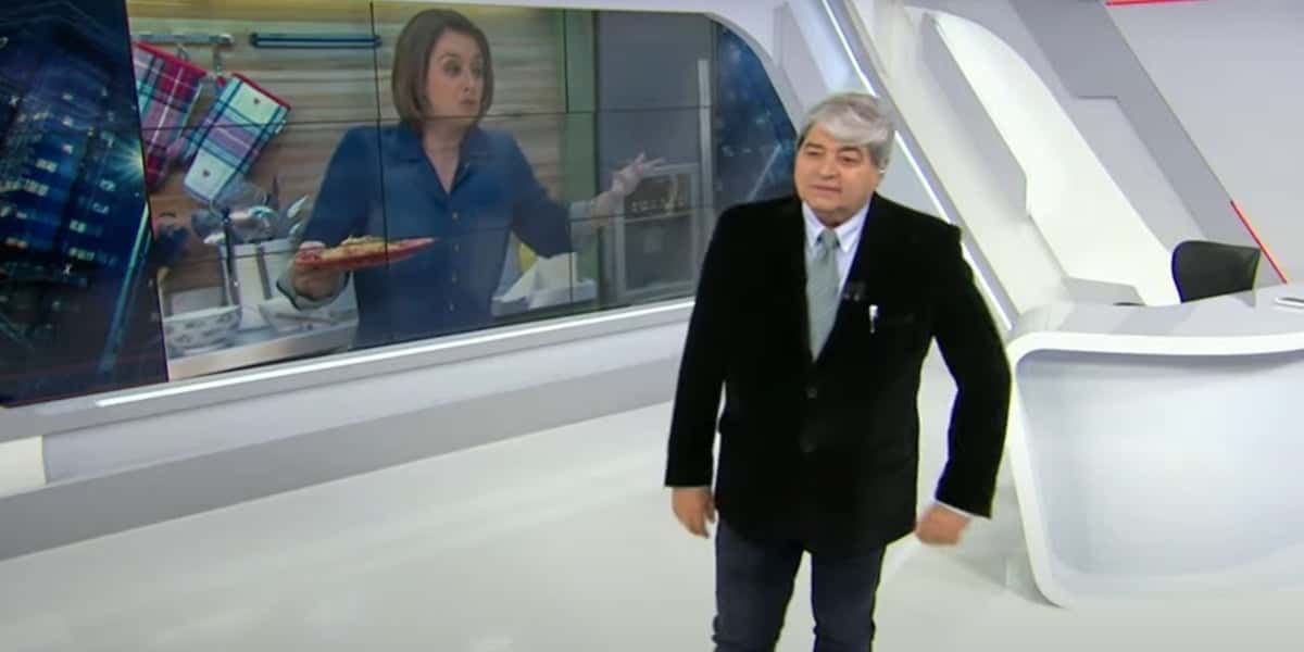 Datena e Catia Fonseca durante o "papo na janela" (Foto: Reprodução / Band)