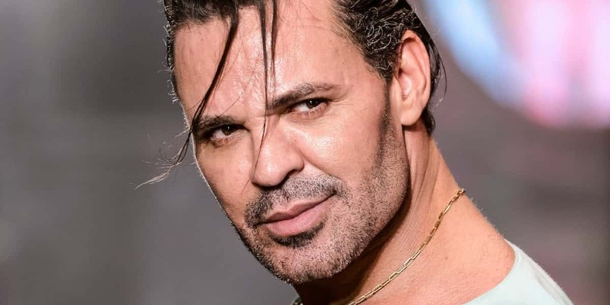 Eduardo Costa está sendo vítima de golpe na internet (Foto: Reprodução)
