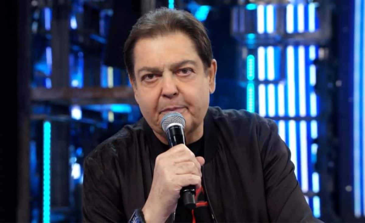 Faustão cantou ao lado de Ivete Sangalo no Domingão (Foto: Reprodução/GloboPlay)