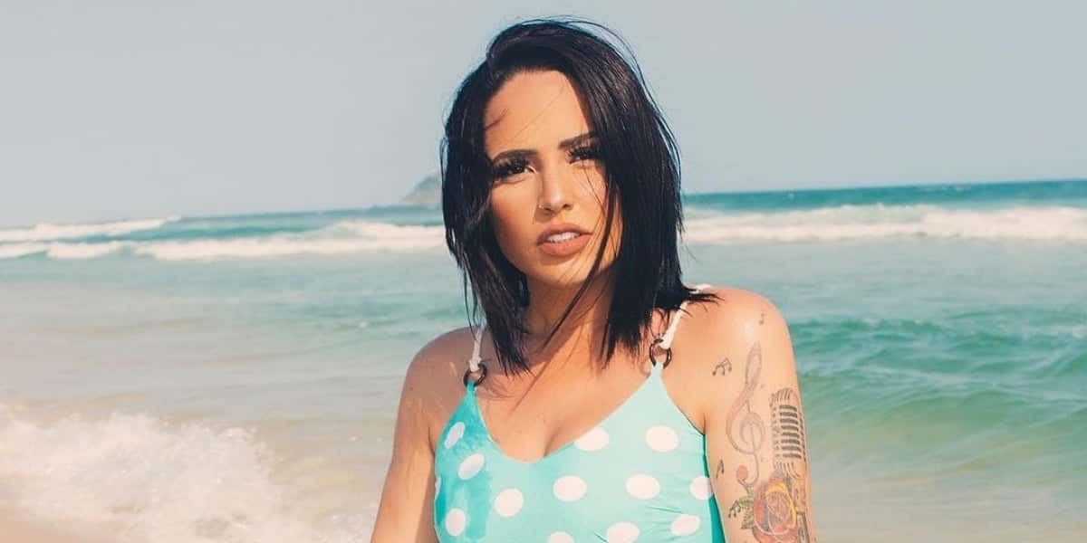 Perlla declara fase de solteira e dispara: "Não estou dando oportunidade" (Foto: Reprodução/Mauro Zaniboni)