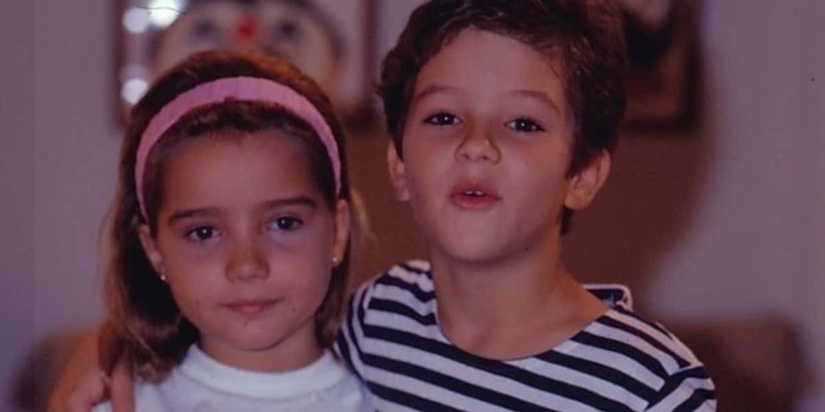Eduardo Albuquerque em cena de Felicidade com Tatyane Goulart (Foto: Reprodução)