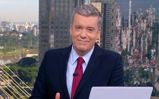 Roberto Kovalick ficou desconcertado com o gemidão na Globo (Foto: Reprodução)