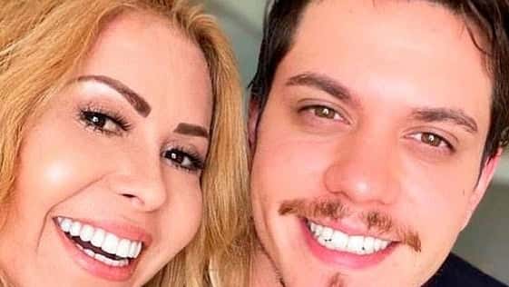 Joelma ao lado de Yago Matos, seu filho (Foto: Reprodução)