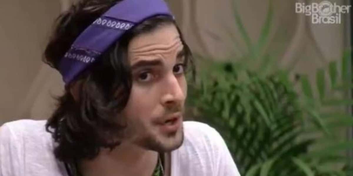 Fiuk revela vergonha do tamanho da parte de baixo no BBB21 (Foto: Reprodução)
