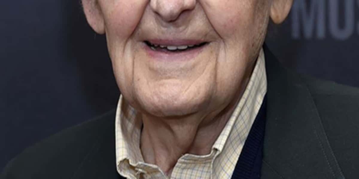 Hal Holbrook