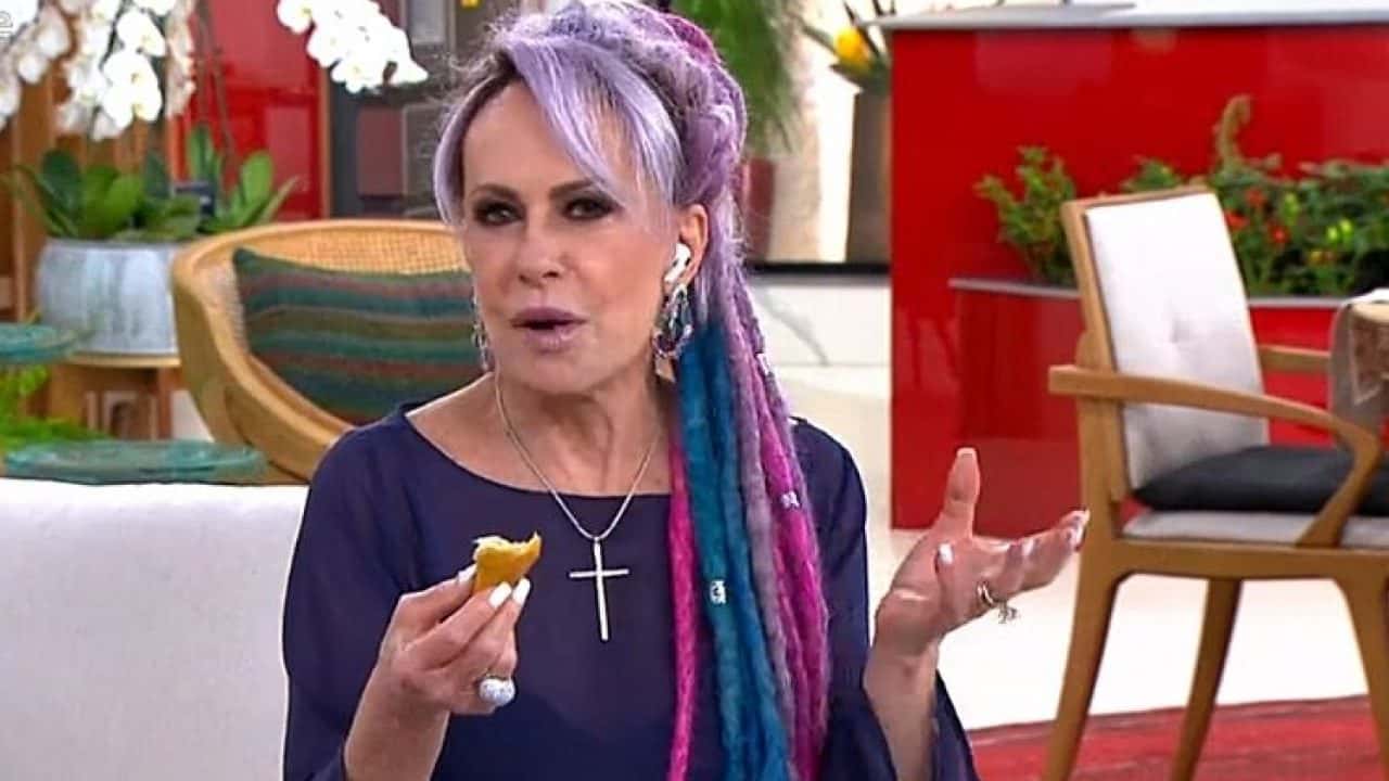 Ana Maria Braga brincou com uma possível "fuga" de uma entrevista com Karol Conká (Foto: Reprodução)