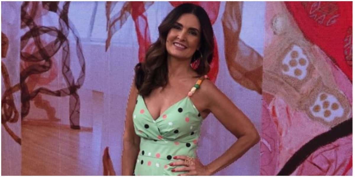Fátima Bernardes posou ao lado do namorado e se declarou (Foto: Reprodução)
