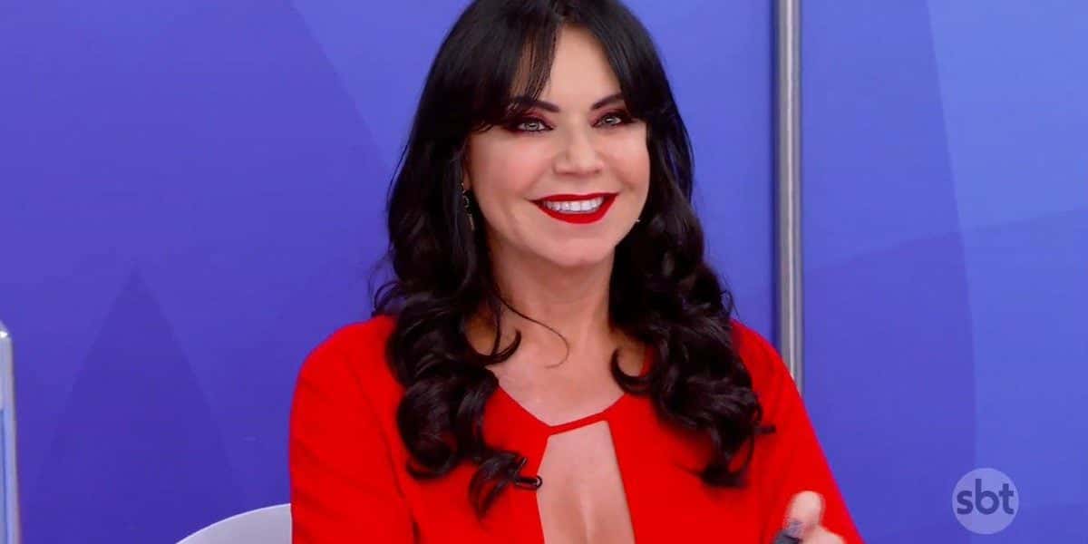 Flor Fernandez faz parte do Fofocalizando no SBT (Foto: Reprodução / SBT)