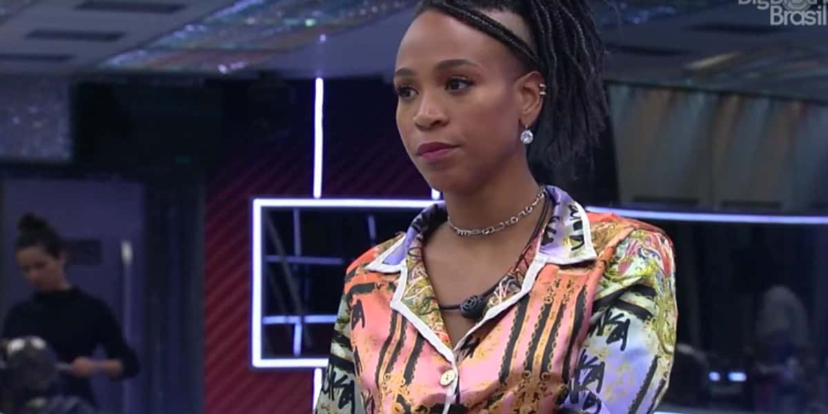 Karol Conká inventa história no BBB21 (Foto: Reprodução)