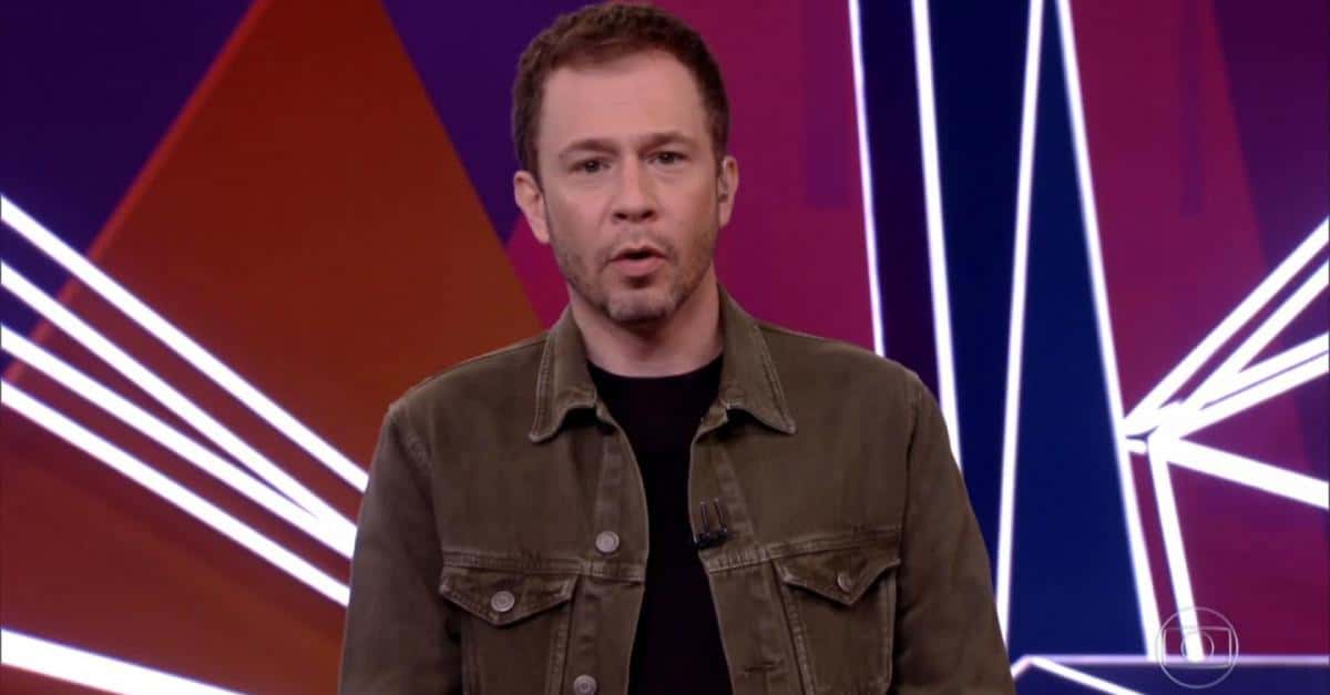 Tiago Leifert no comando do BBB21 (Foto: Reprodução)