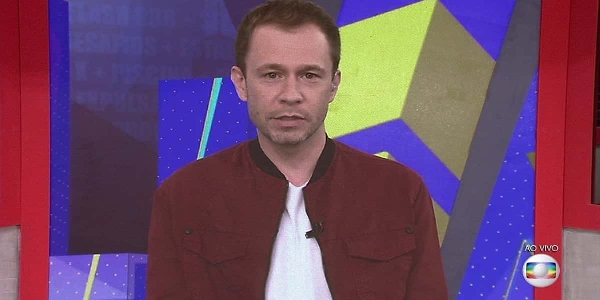 Tiago Leifert fez um discurso sobrE o caso de racismo no BBB21 e eliminou Rodolffo; o programa explodiu de audiência no Ibope, superando a casa dos 30 pontos (Foto: Reprodução / TV Globo)