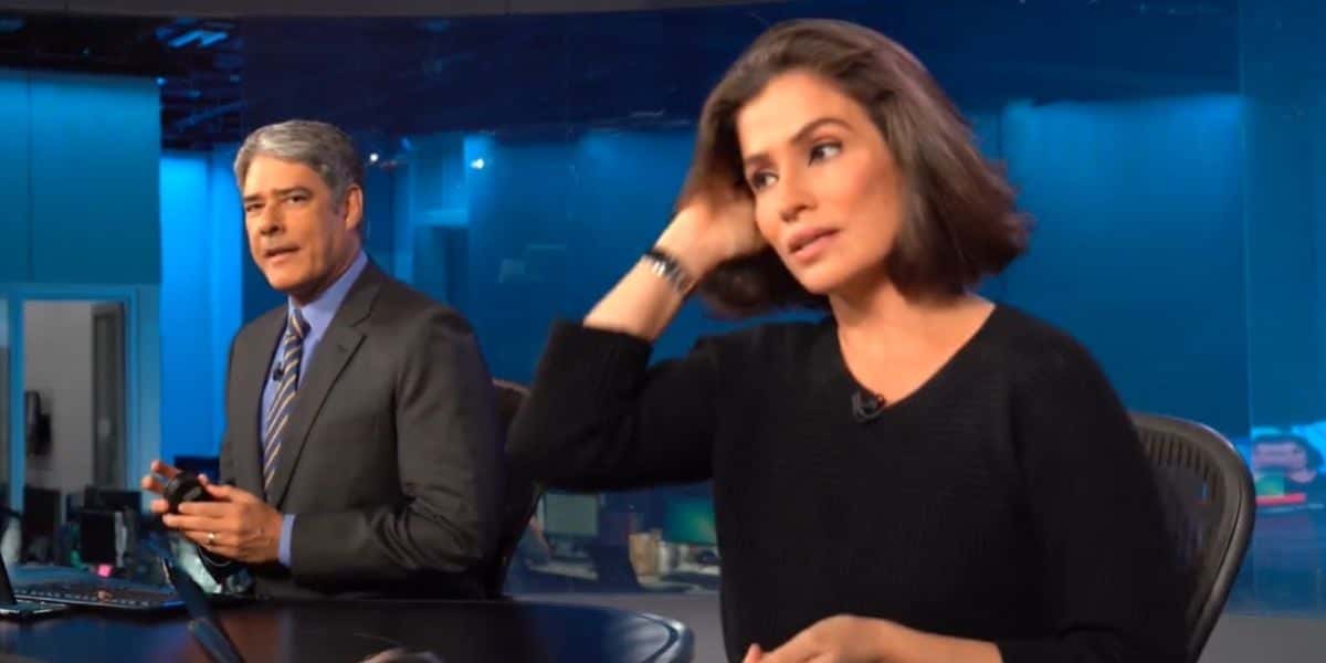 William Bonner e Renata Vasconcellos nos bastidores do Jornal Nacional (Foto: Reprodução)